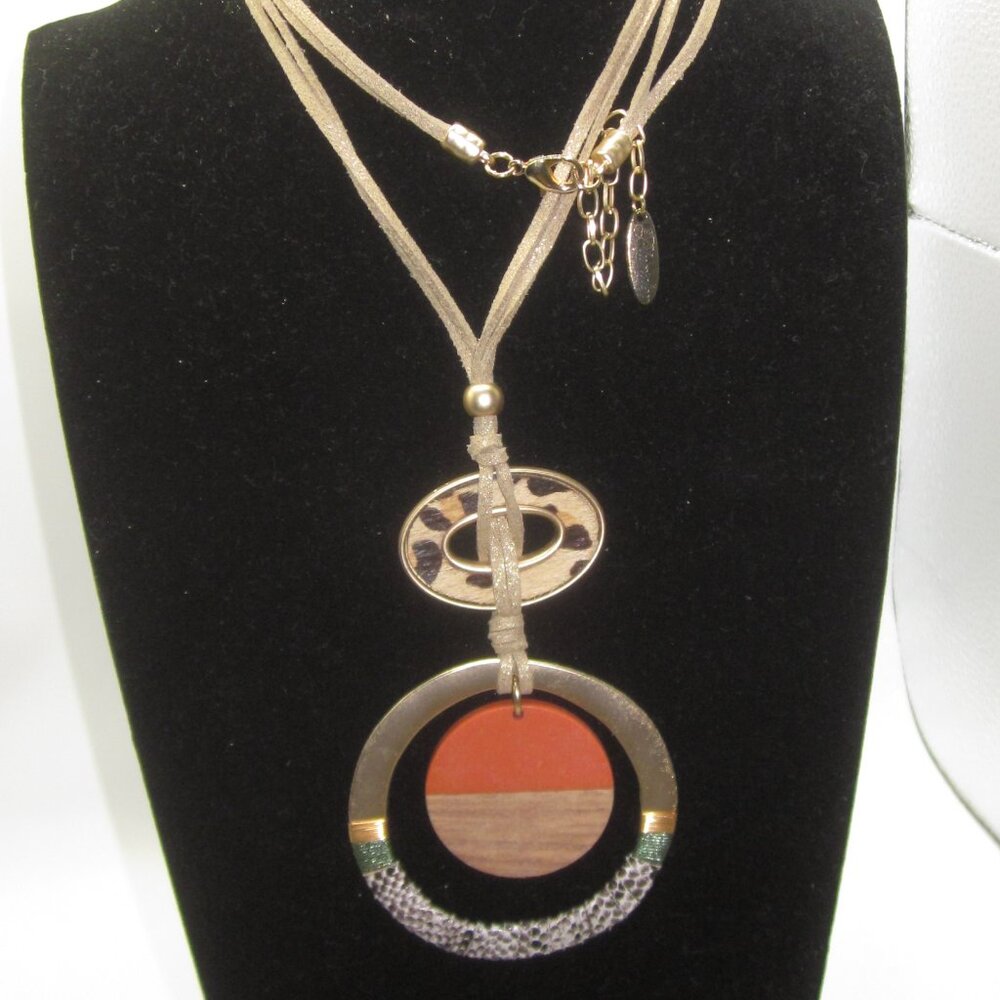 Plunder Fashion Necklace Animal Print
